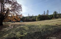4000 FS RD, Hayfork, CA 96041