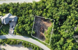 235 Split Rock Drive, Hollister, MO 65672