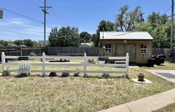 1325 E 8th Ave, Hutchinson, KS 67501