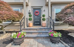 61 Lynn Court, North Brunswick, NJ 08902