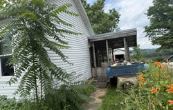 3057&3061 Front Street, Petersburg, KY 41080