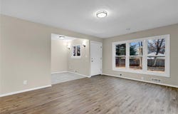 21 Chimney Lane, Bay Shore, NY 11706