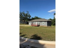 824 S Bennett Boulevard, Chandler, OK 74834