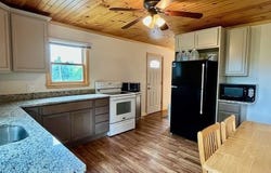 80 Maynesboro Street, Berlin, NH 03570