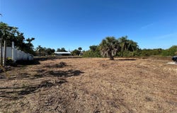 3285 SANTA BARBARA DR, PUNTA GORDA, FL 33983