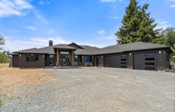 3487 SW Leonard Road, Grants Pass, OR 97527