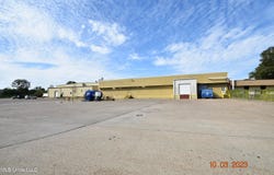 956 N Broadway Street, Greenville, MS 38701