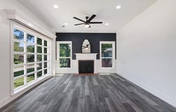 1100 Pine Bluff, Paris, TX 75460
