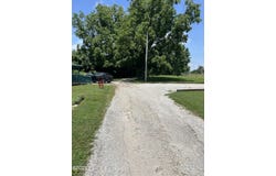 211 Jackson Hill Rd, Shepherdsville, KY 40165