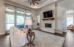173 Hidden Pond, Adkins, TX 78101