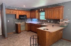 5504  NW Whispering Oaks Dr, Cameron, MO 64429