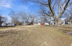 628 S Willow Street, Ottawa, KS 66067