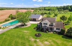 13373 Day Road, Holland, NY 14080