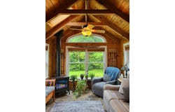 24 Board Road, Laceyville, PA 18623