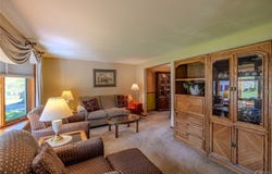 7618 Sandy Lane, Syracuse, NY 13212