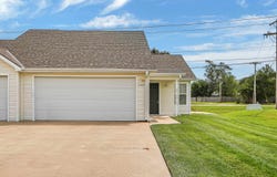 2400 Walden Lane, Manhattan, KS 66502