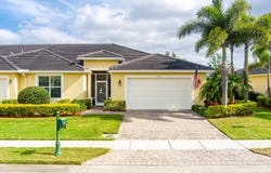 6134 NW Cullen Way, Port Saint Lucie, FL 34983
