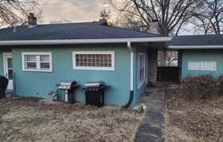 300 W 1st Street, Lee's Summit, MO 64063
