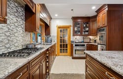 71 Main St, Lincoln Park Boro, NJ 07035-1636