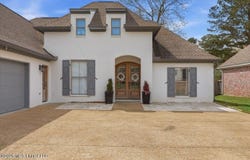 108 Vineyard Boulevard, Brandon, MS 39047