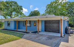 3705 Delaware Trail, Lake Worth, TX 76135
