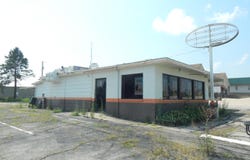 201 County Hwy YZ Road, Dodgeville, WI 53533-9998