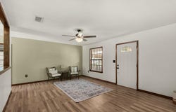 223 W Pinoak Court, Crestview, FL 32539