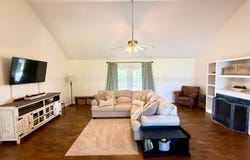 123 WOLF Rd, Parrish, AL 35580