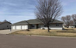 308 E Wagner St, Marion, SD 57043