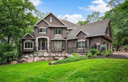 6155 Murray Court, Shorewood, MN 55331