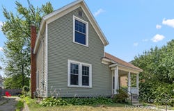 1022 Lilac Court NE, Grand Rapids, MI 49503