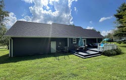 900 N Quail Ridge Circle, Vincennes, IN 47591
