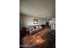 1009 Memorial Parkway Avenue, Atlantic Highlands, NJ 07716