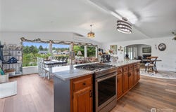 292 NE Pearsall Street, Ocean Shores, WA 98569