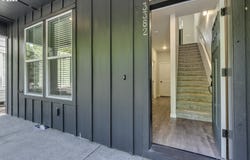 3382 SE BROOKWOOD Ave, Hillsboro, OR 97123