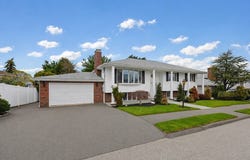 71 Case Dr, Revere, MA 02151