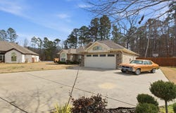 1101 Evening Sunset Circle, Redfield, AR 72132
