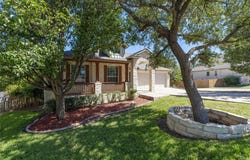 4204 Pasada LN, Round Rock, TX 78681