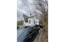 766 E Austin Avenue, Flint, MI 48505