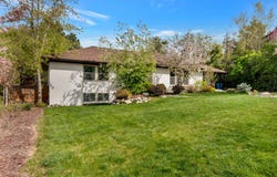 8329 S ESCALANTE Dr, Sandy, UT 84093