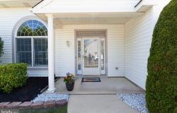 89 LANTERN LANE, COLUMBUS, NJ 08022