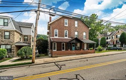 221 FORD STREET, CONSHOHOCKEN, PA 19428
