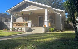 1130 N 7th Avenue, LAUREL, MS 39440-2726