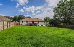 2106 Julie Ann Ln, Paragould, AR 72450