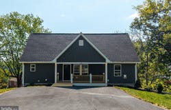 715 HILLCREST Drive, STAUNTON, VA 24401