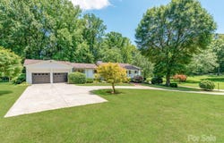 607 W School Street, Maiden, NC 28650