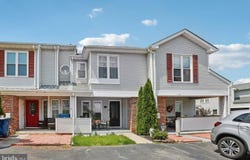 116 LAKE ARROWHEAD CIRCLE, BEAR, DE 19701