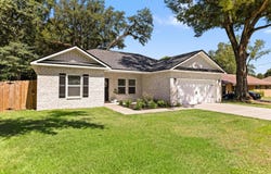 135 Shady Lane, Crestview, FL 32536