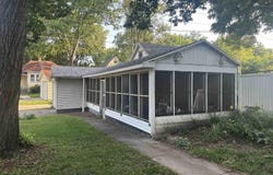 215 Leland Avenue, Waterloo, IA 50701