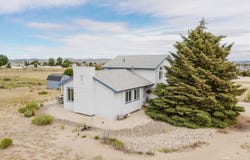 467 Blakeland Drive, Spring Creek, NV 89815